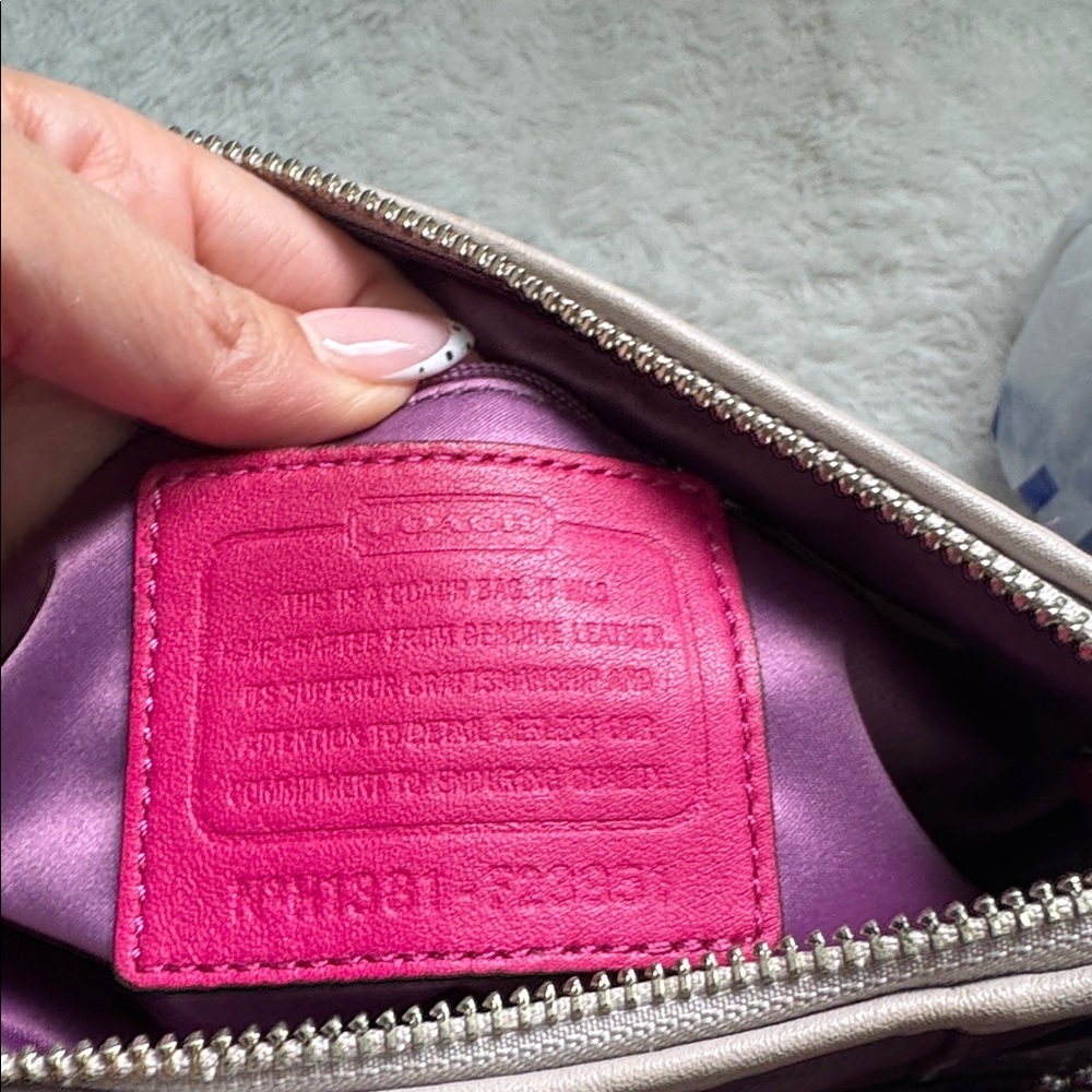 Coach Purple Shoulder Bag Vintage bag with Pink Chain - Picture 6 of 7